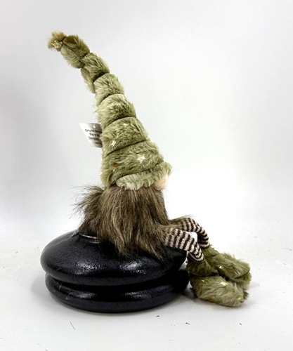 Decoratieve-kabouter-gnome-zittend-26cm-side