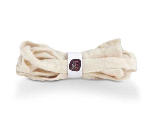 Wol Rauris Met Koperdraad Roommelk